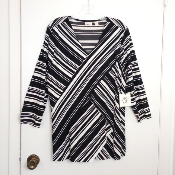 Chico's Knit Kit Stripe Variance Black & White Top - Picture 1 of 12